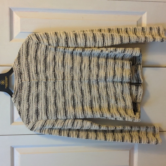 Bouclé knit topper / jacket - Picture 2 of 4